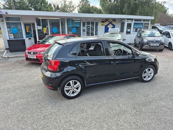 Used Volkswagen Polo 2016 for sale - 79111670: Photo