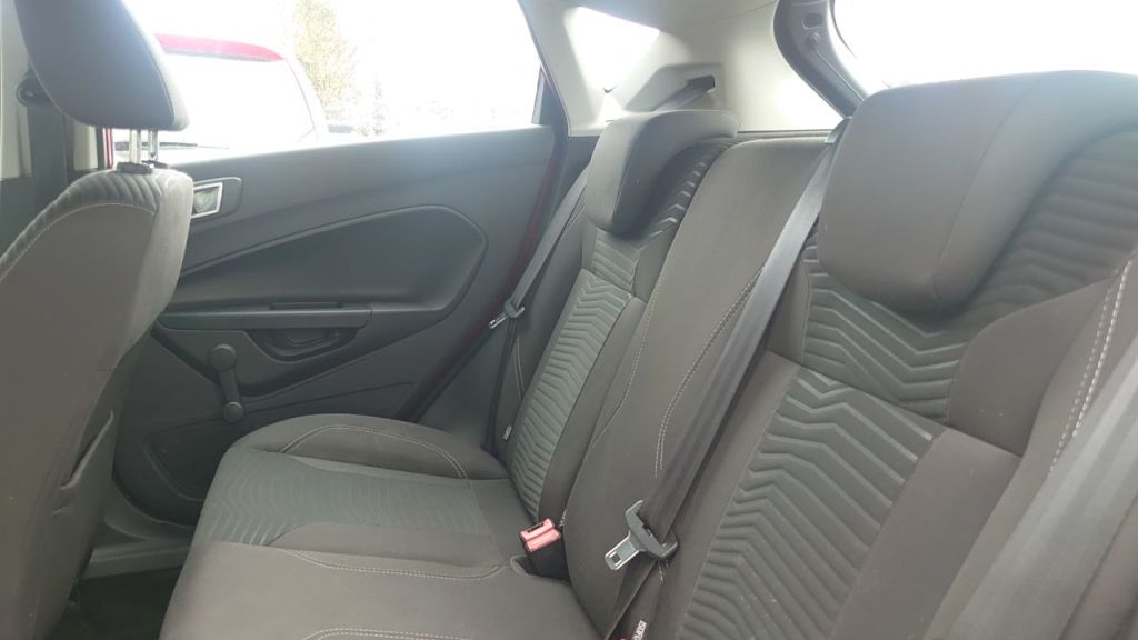 Used Ford Fiesta 2015 for sale - 78061768: Photo 8