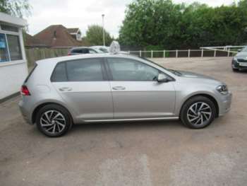 Used Volkswagen Golf 2019 for sale - 74674543: Photo