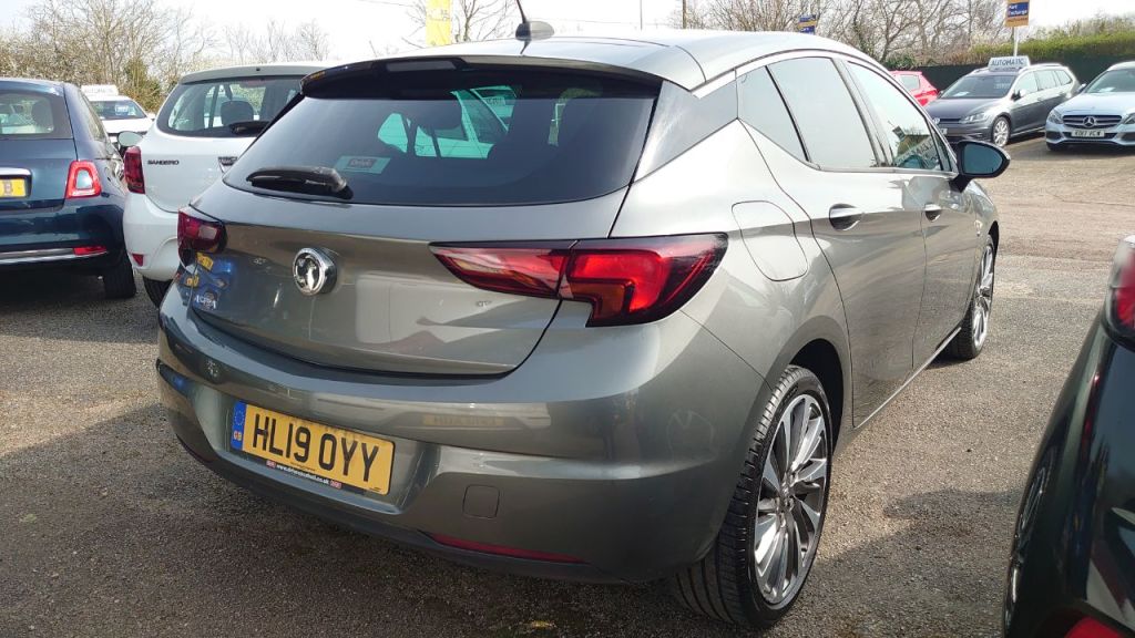 Used Vauxhall Astra 2019 for sale - 78015891: Photo 2