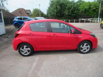 Used Toyota Yaris 2015 for sale - 74813886: Photo