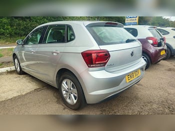 Used Volkswagen Polo 2018 for sale - 79826061: Photo