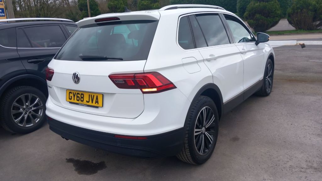 Used Volkswagen Tiguan 2018 for sale - 78026003: Photo 6
