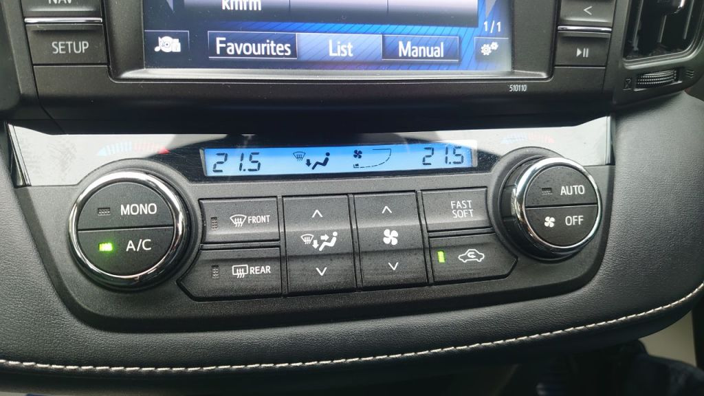 Used Toyota RAV4 2017 for sale - 78068042: Photo 18