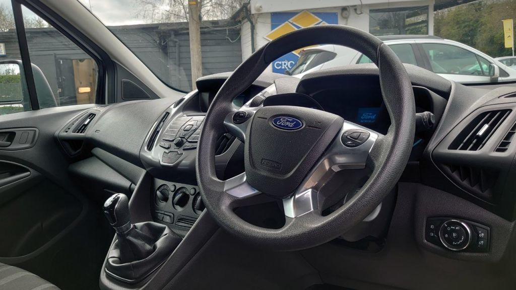 Used Ford Tourneo Connect 2016 for sale - 78110070: Photo 2