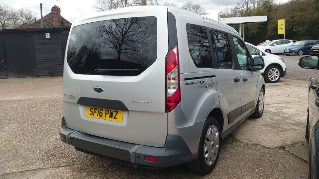 Used Ford Tourneo Connect 2016 for sale - 78110070: Photo 4