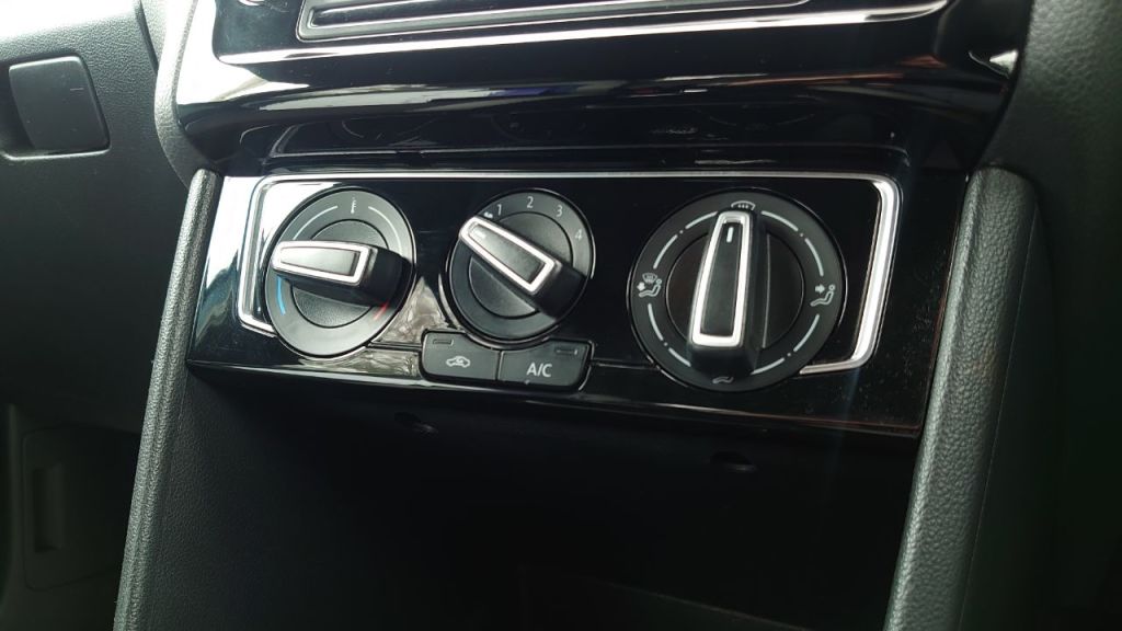 Used Volkswagen Polo 2014 for sale - 78015811: Photo 16