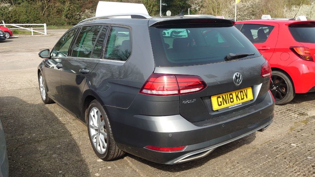 Used Volkswagen Golf 2018 for sale - 78021175: Photo 3