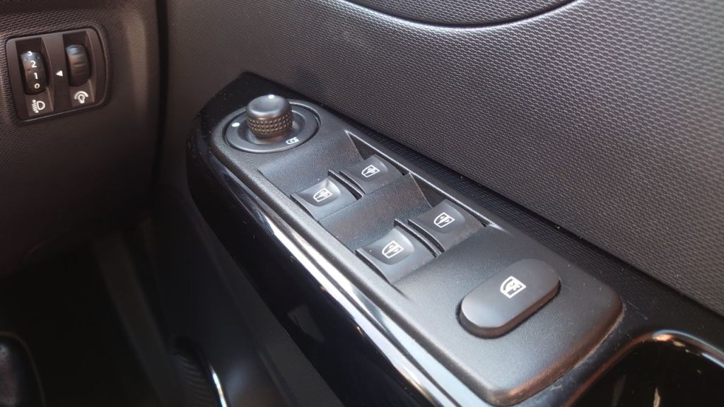 Used Renault Captur 2016 for sale - 78021203: Photo 9