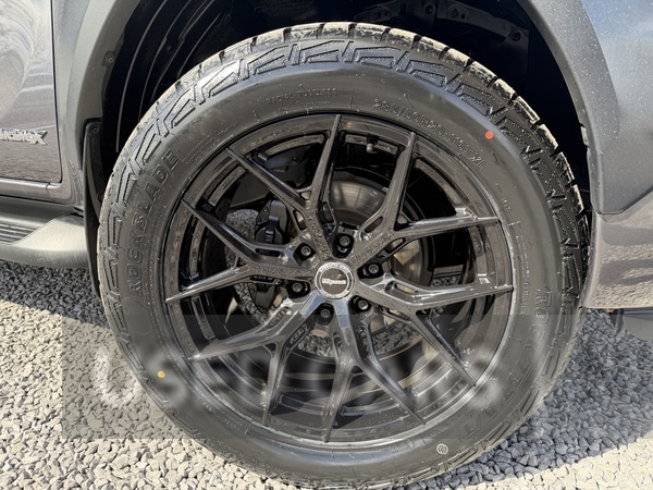 Used Toyota Hilux 2023 for sale - 78128646: Photo 18