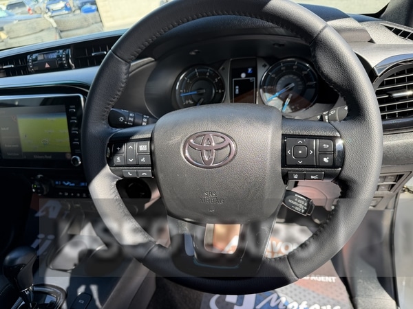 Used Toyota Hilux 2023 for sale - 78128652: Photo 15