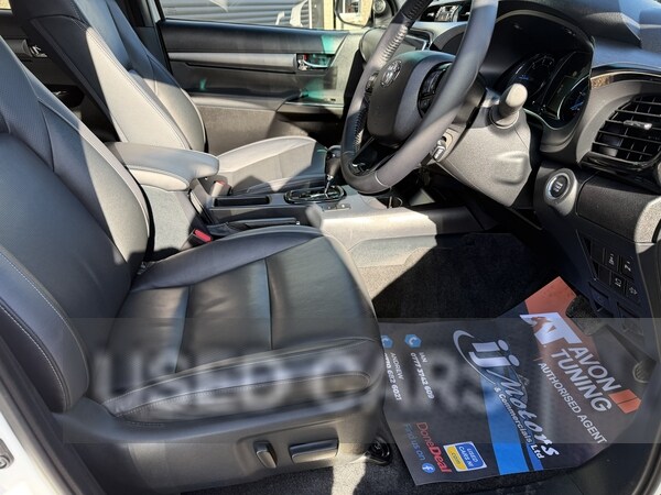 Used Toyota Hilux 2023 for sale - 77705944: Photo 12