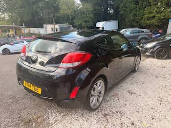 Used Hyundai Veloster 2014 for sale - 79861270: Photo