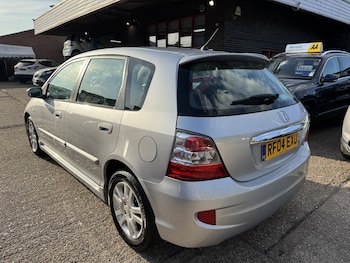 Used Honda Civic 2004 for sale - 79323926: Photo