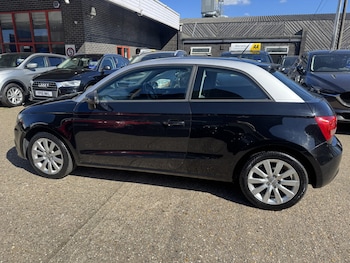 Used Audi A1 2011 for sale - 78242731: Photo
