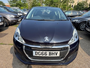 Used Peugeot 208 2016 for sale - 76769148: Photo