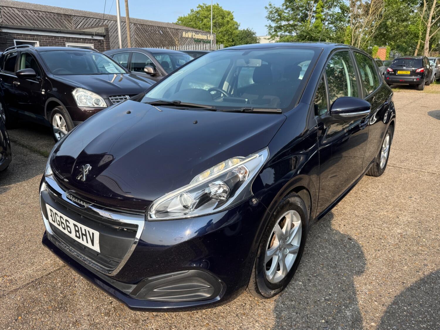 Used Peugeot 208 2016 for sale - 76769148: Photo 4