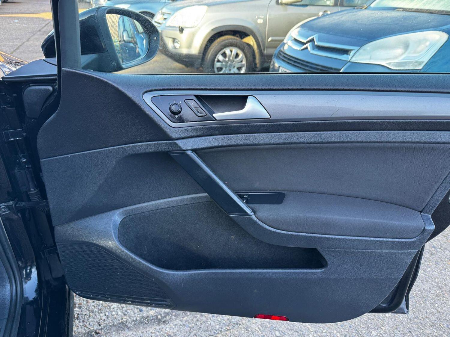 Used Volkswagen Golf 2013 for sale - 76794325: Photo 10