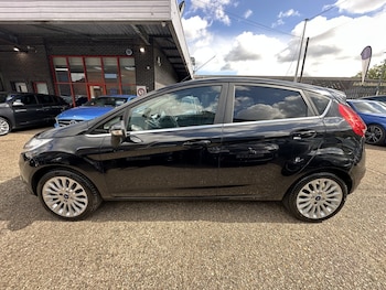 Used Ford Fiesta 2011 for sale - 78558855: Photo