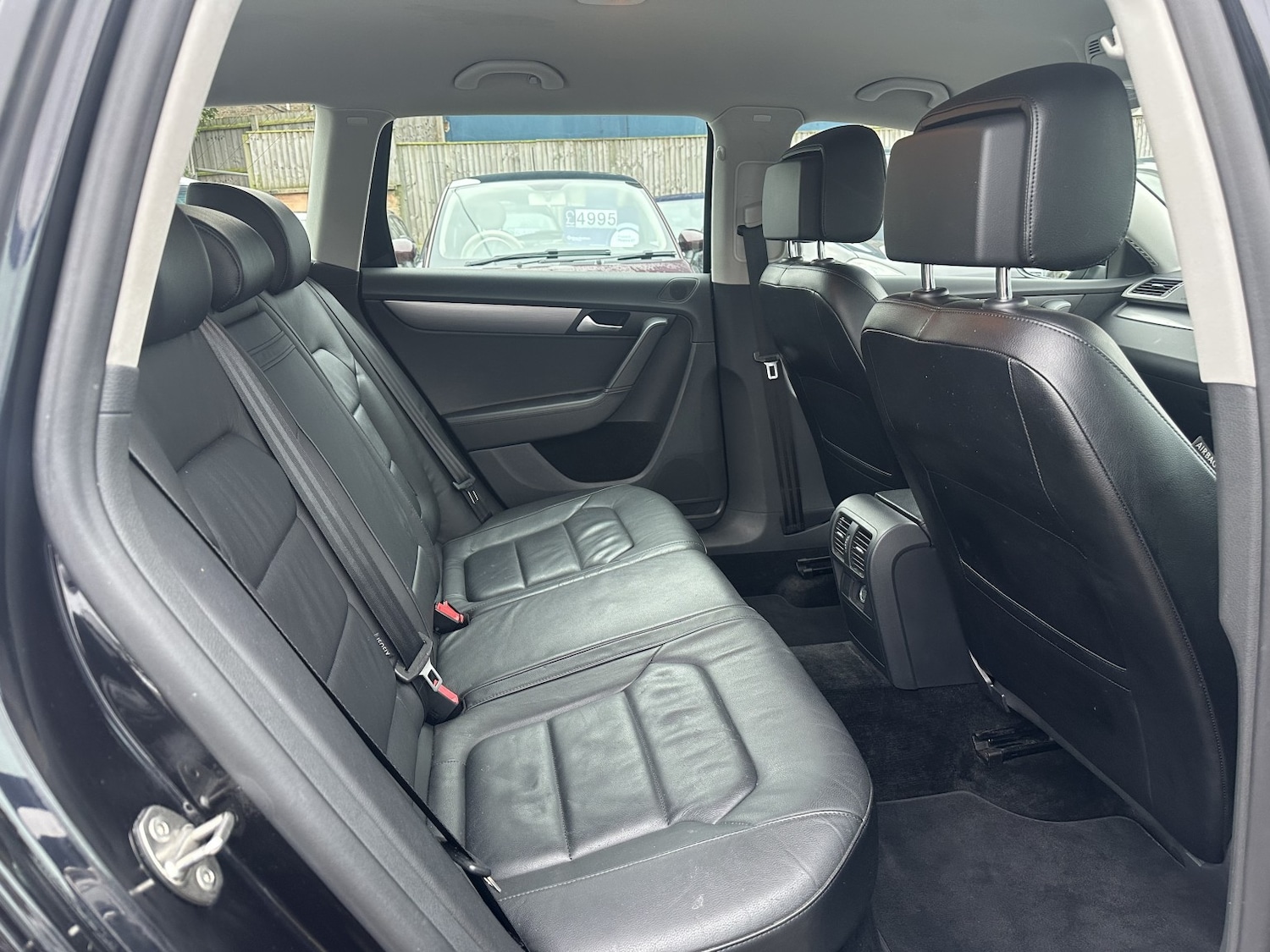 Used Volkswagen Passat 2014 for sale - 76924443: Photo 11