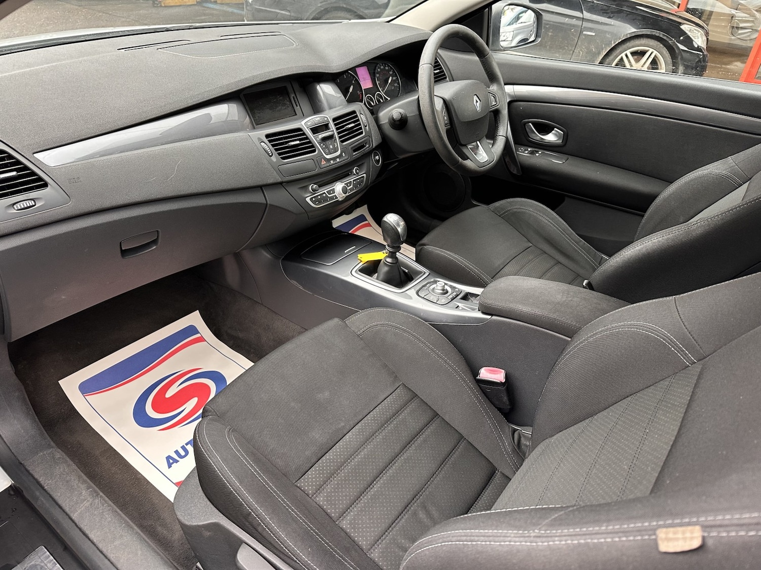 Used Renault Laguna 2010 for sale - 76848705: Photo 12