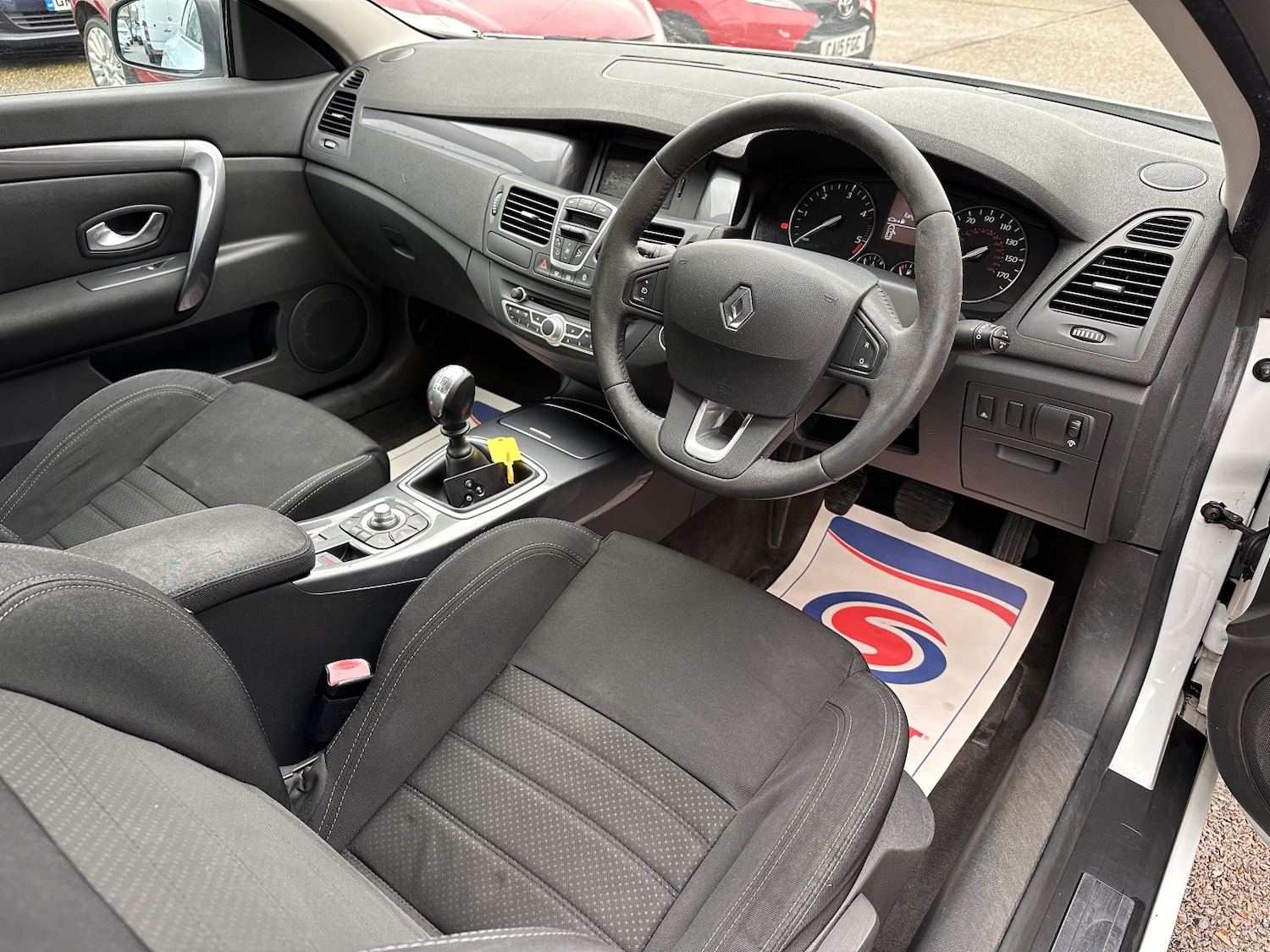 Used Renault Laguna 2010 for sale - 76848705: Photo 9