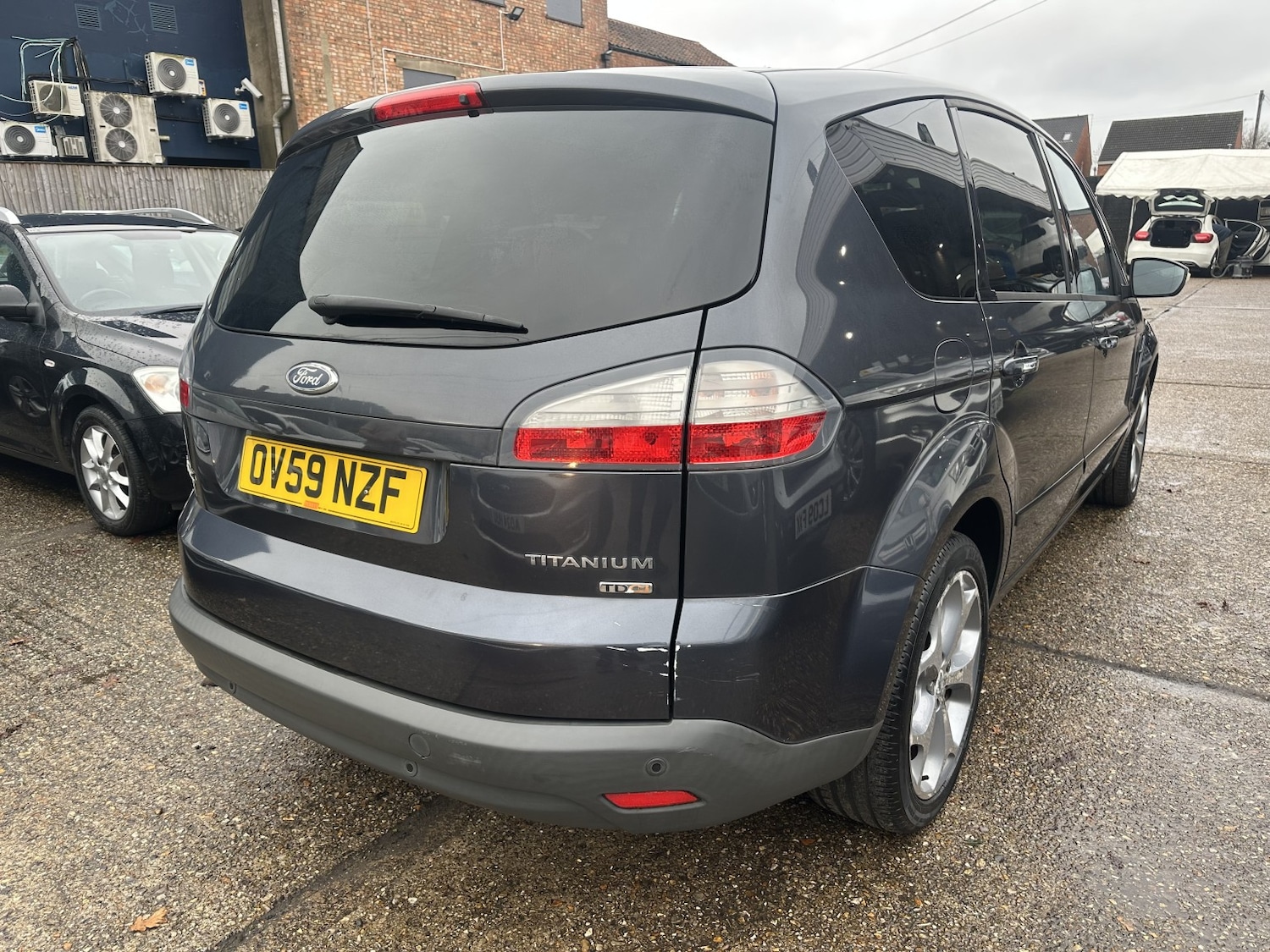 Used Ford S-Max 2009 for sale - 76712675: Photo 5