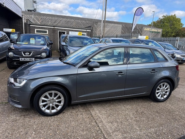 Used Audi A3 2014 for sale - 76198187: Photo 5