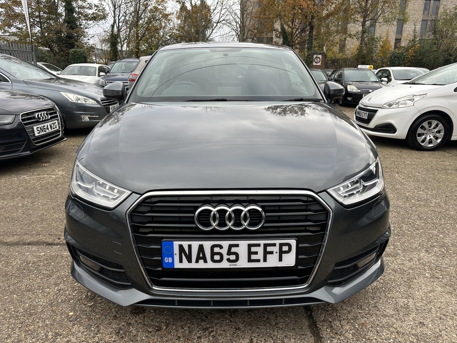 Used Audi A1 2015 for sale - 76510908: Photo 2