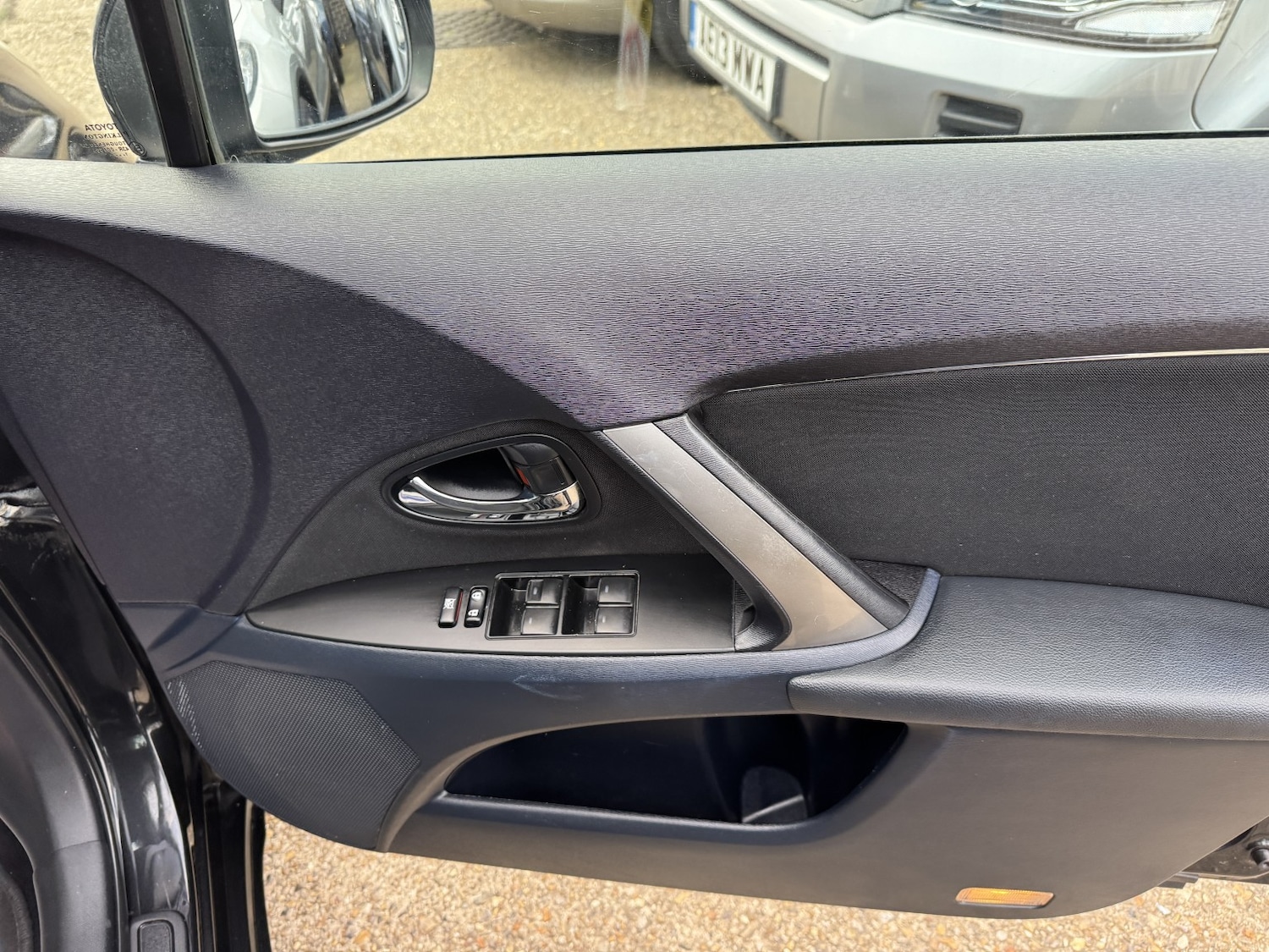 Used Toyota Avensis 2012 for sale - 76631566: Photo 10