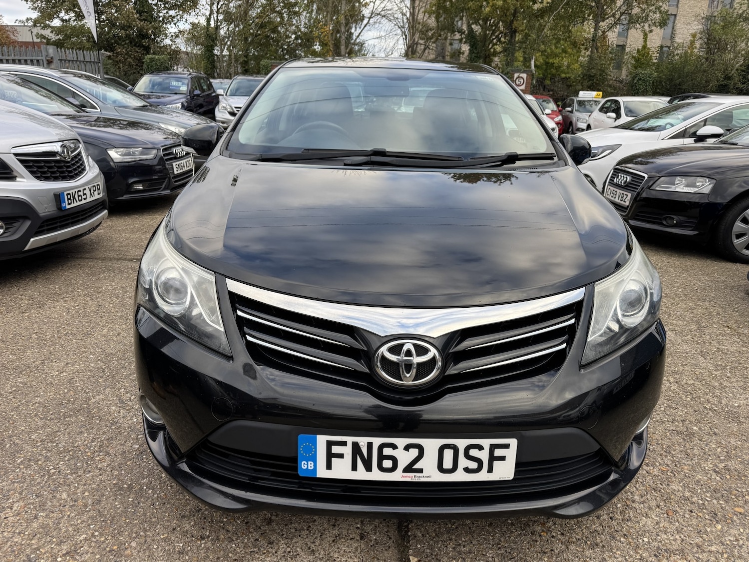 Used Toyota Avensis 2012 for sale - 76631566: Photo 2