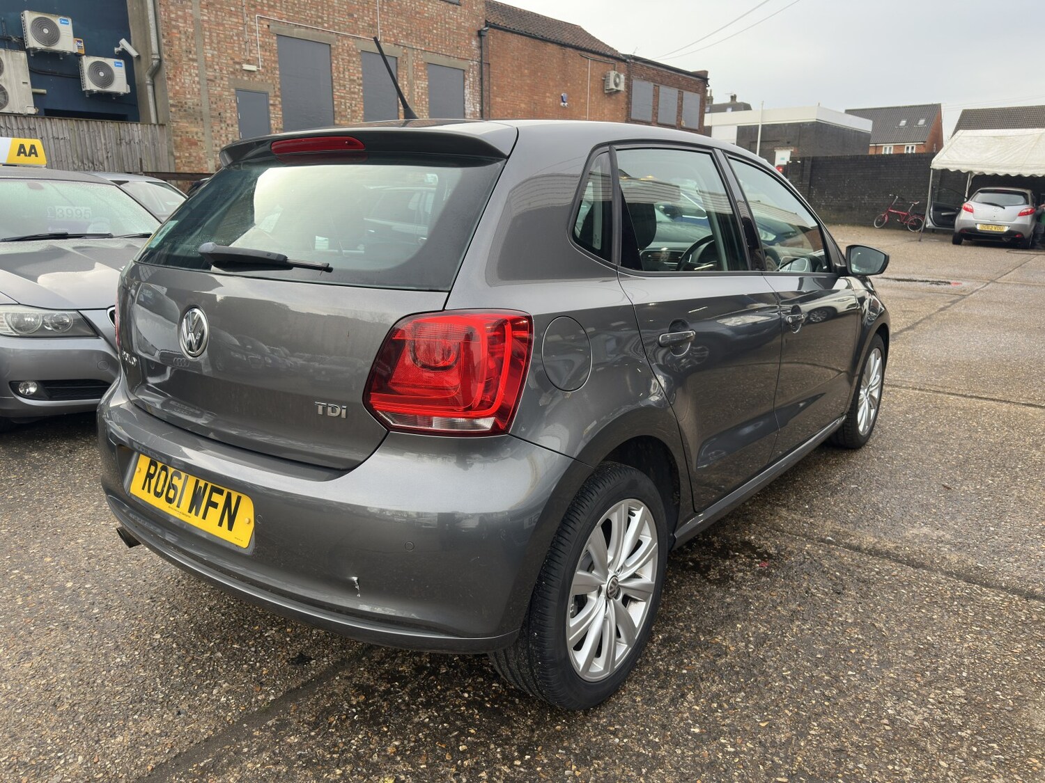 Used Volkswagen Polo 2011 for sale - 77465163: Photo 7