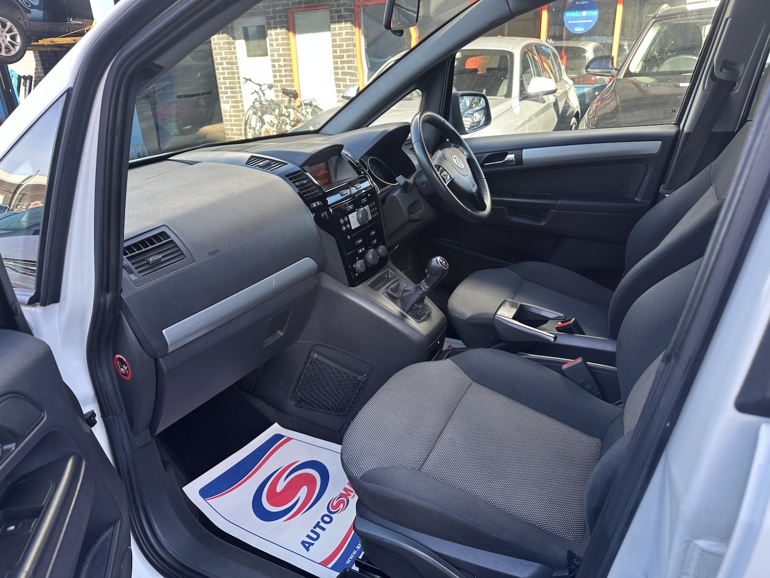 Used Vauxhall Zafira 2012 for sale - 76407585: Photo 11