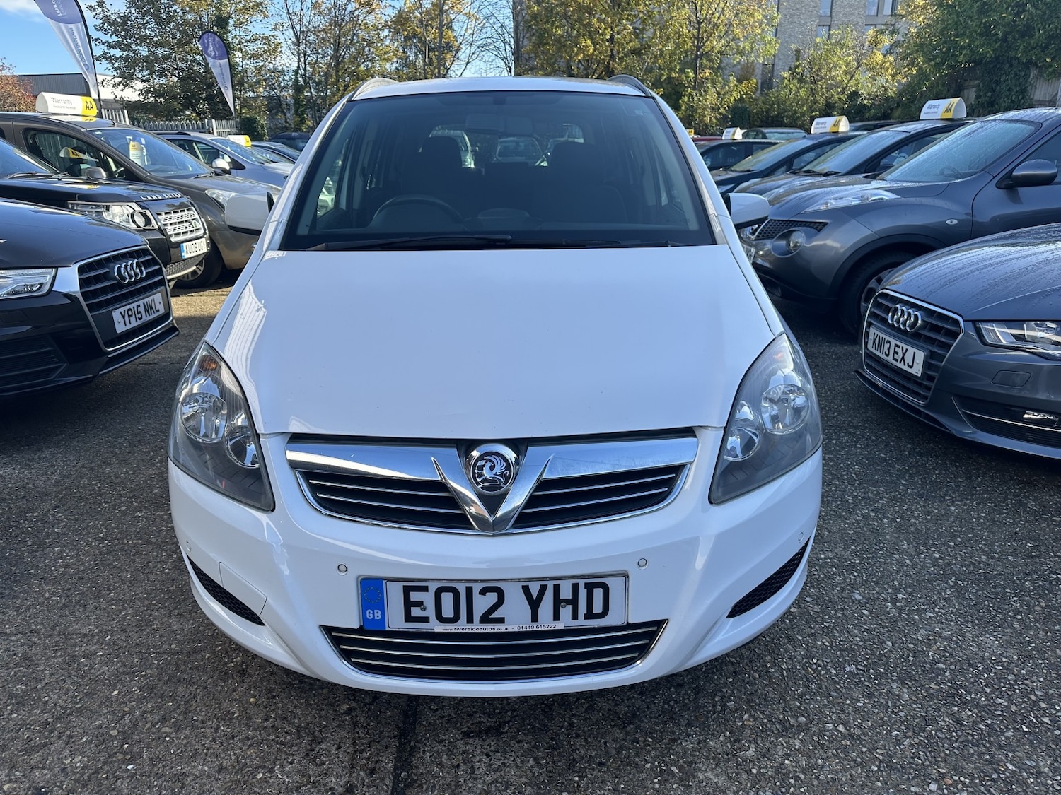 Used Vauxhall Zafira 2012 for sale - 76407585: Photo 2