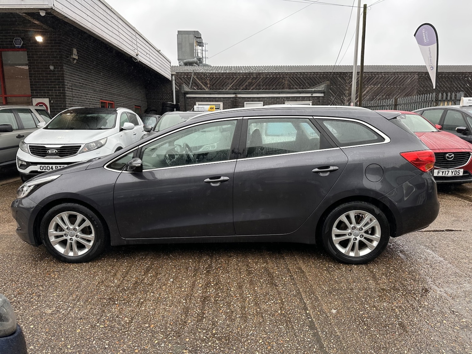 Used Kia Ceed 2013 for sale - 77555095: Photo 4