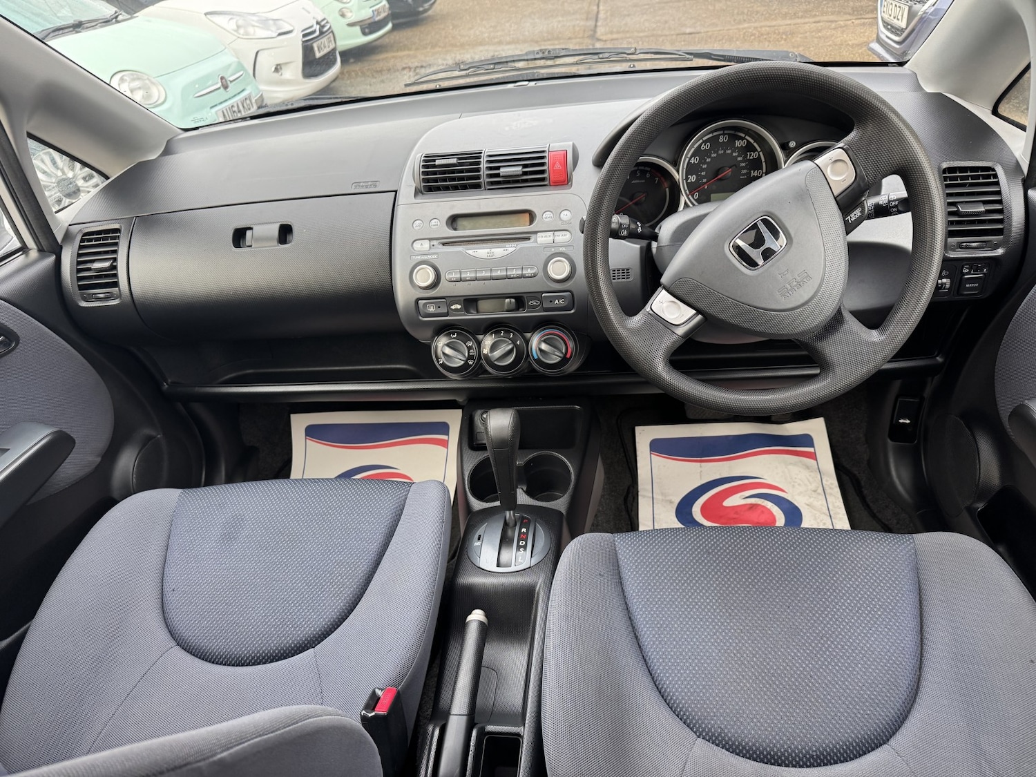 Used Honda Jazz 2004 for sale - 76896884: Photo 10