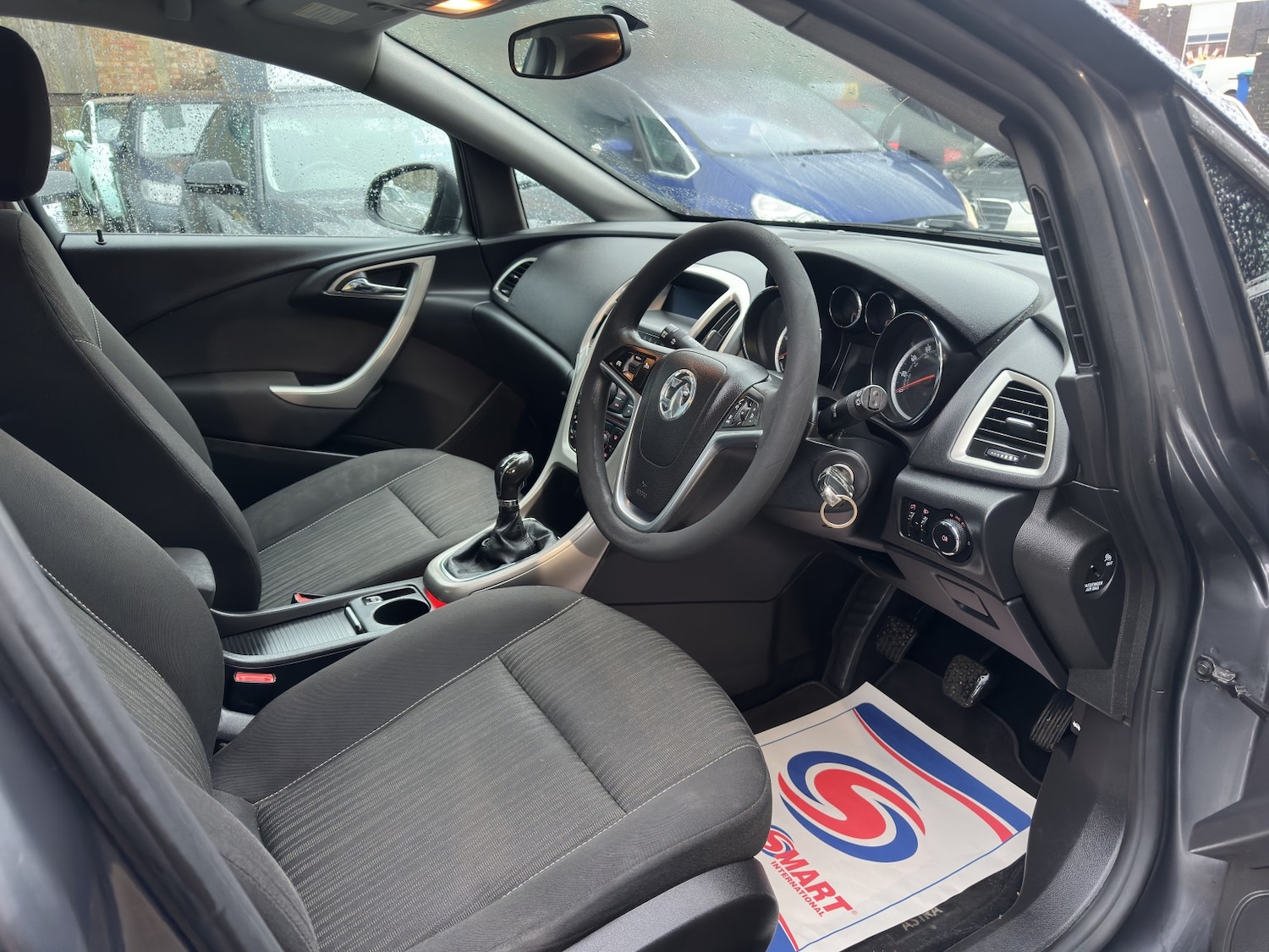 Used Vauxhall Astra 2011 for sale - 77207206: Photo 10