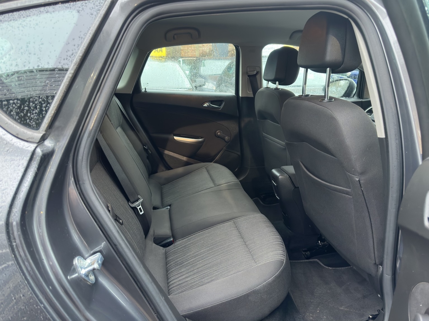 Used Vauxhall Astra 2011 for sale - 77207206: Photo 13