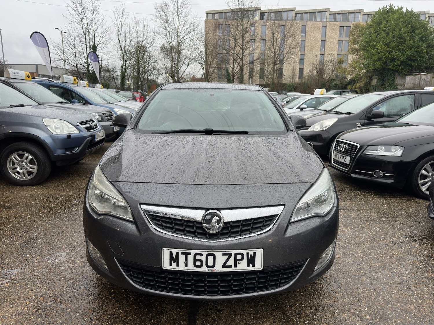 Used Vauxhall Astra 2011 for sale - 77207206: Photo 2