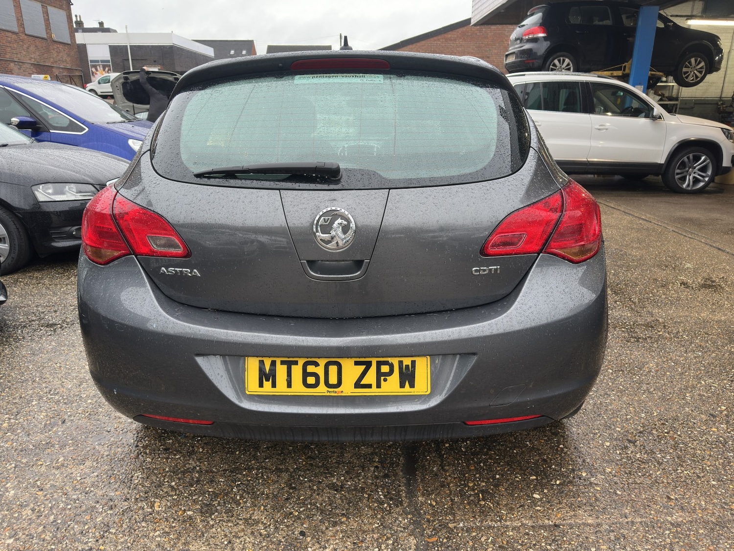 Used Vauxhall Astra 2011 for sale - 77207206: Photo 6