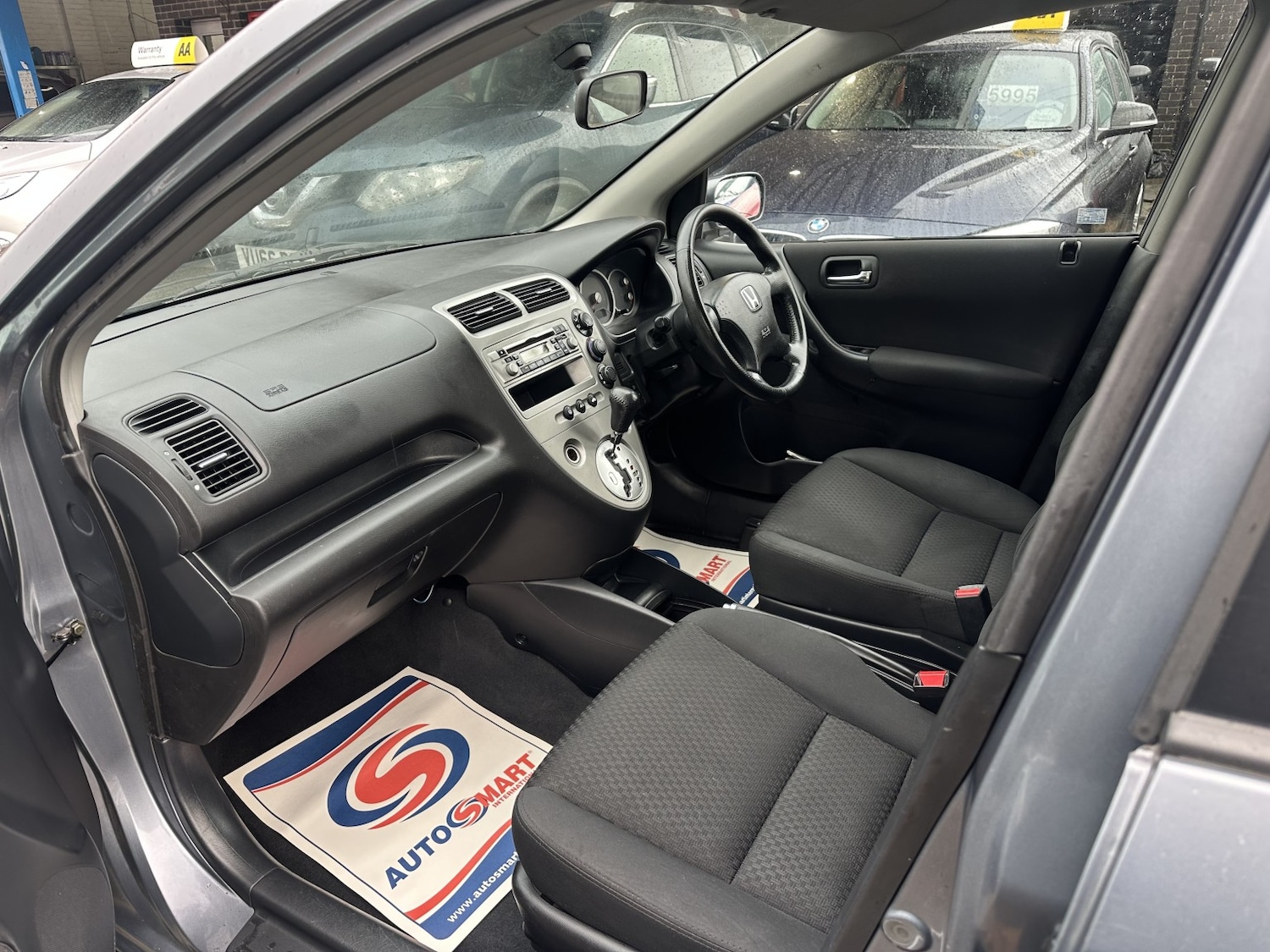 Used Honda Civic 2004 for sale - 77438438: Photo 12