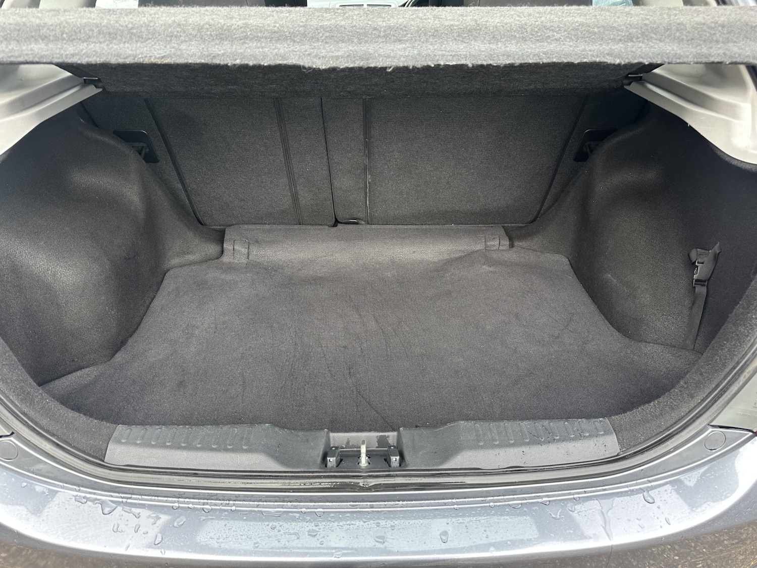 Used Honda Civic 2004 for sale - 77438438: Photo 14