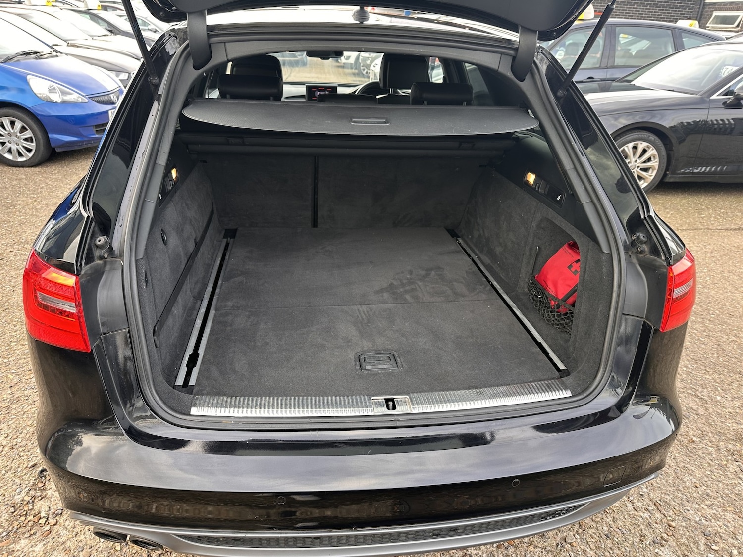 Used Audi A6 Avant 2013 for sale - 77536076: Photo 9