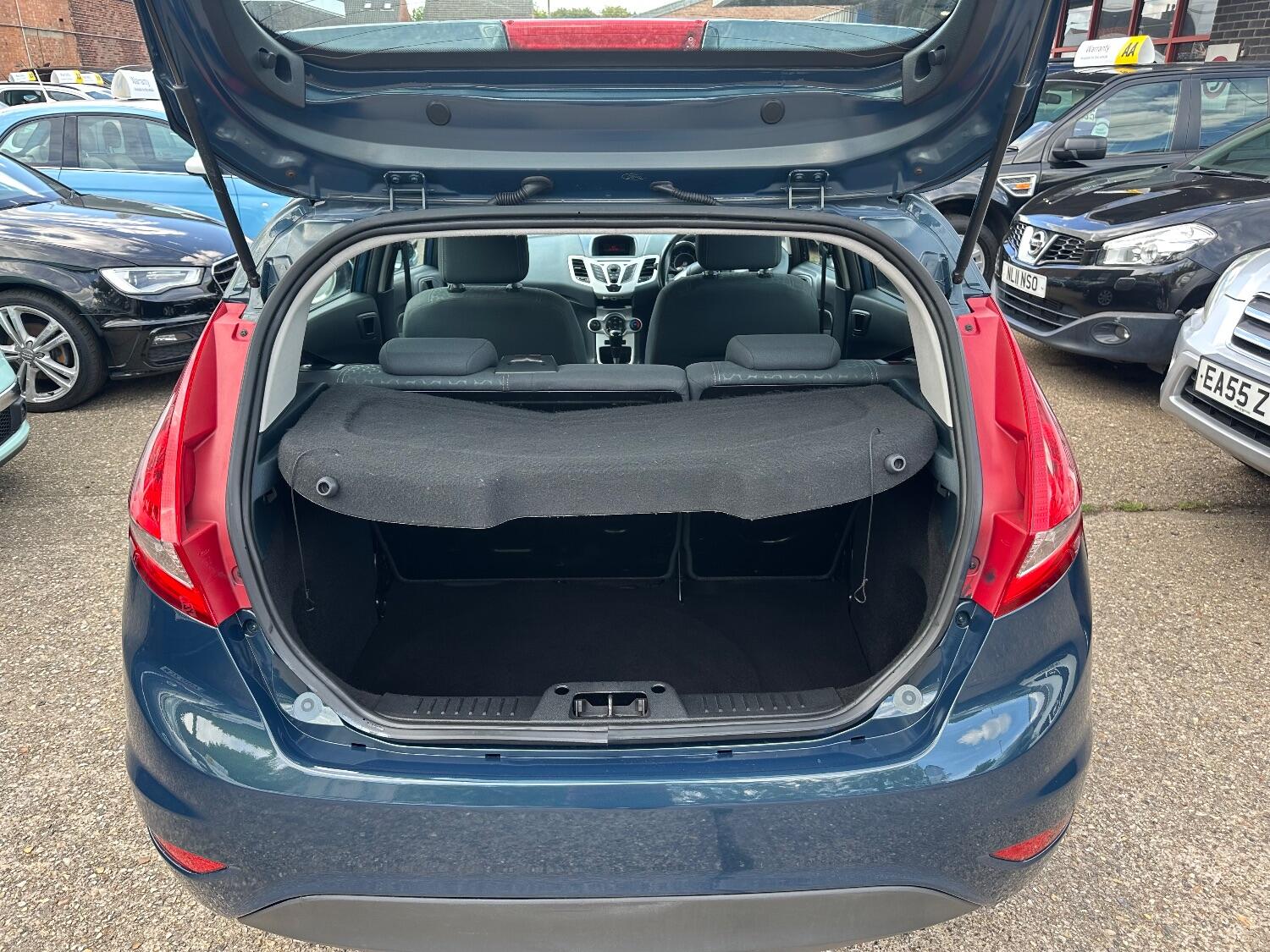 Used Ford Fiesta 2009 for sale - 76769312: Photo 14