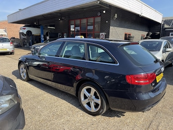 Used Audi A4 Avant 2015 for sale - 79519675: Photo