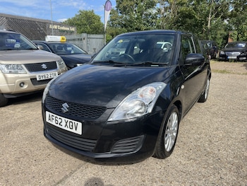 Used Suzuki Swift 2012 for sale - 79104985: Photo