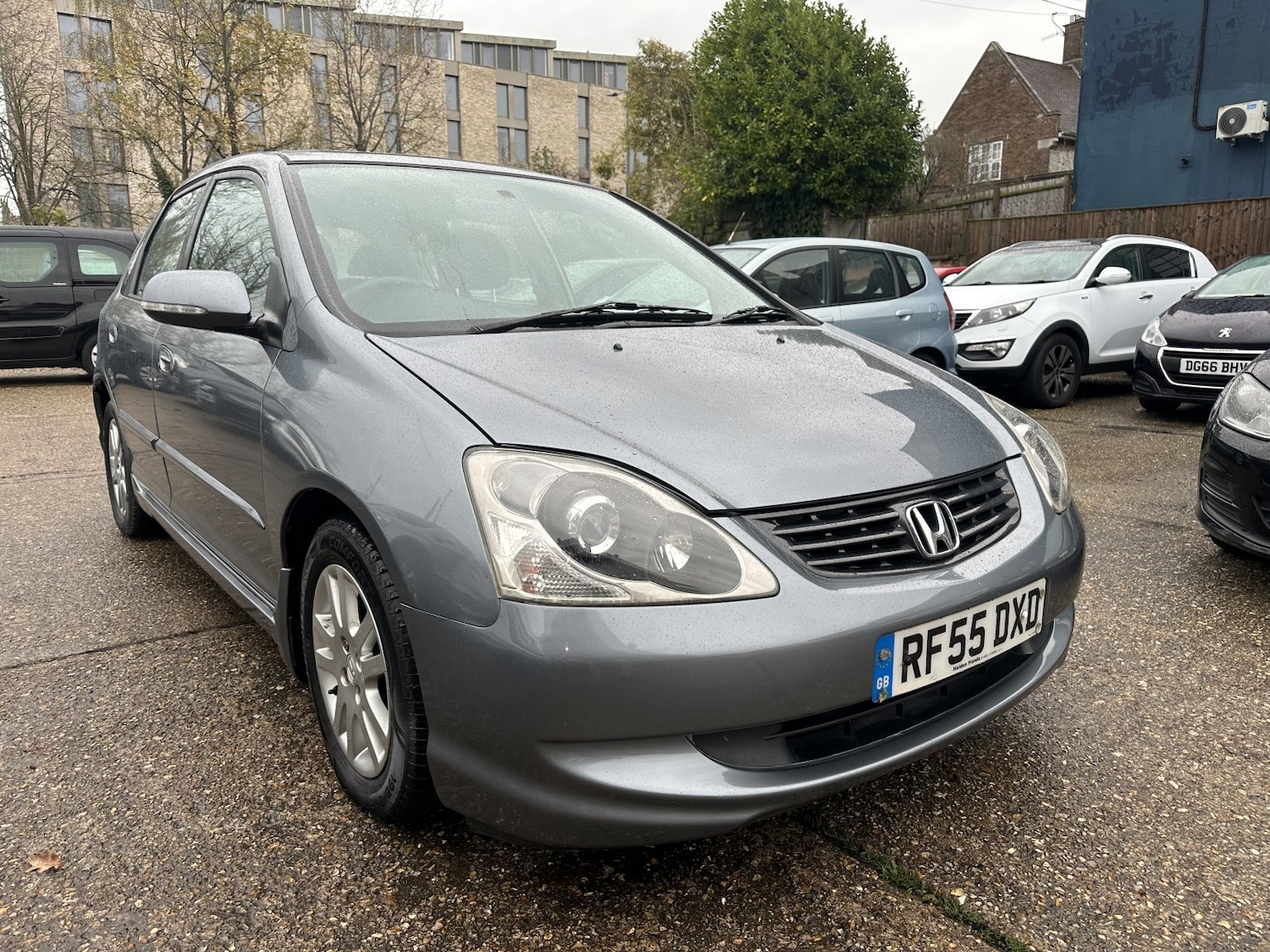 Used Honda Civic 2005 for sale - 76527376: Photo 1