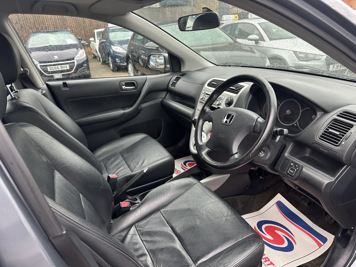 Used Honda Civic 2005 for sale - 76527376: Photo 8