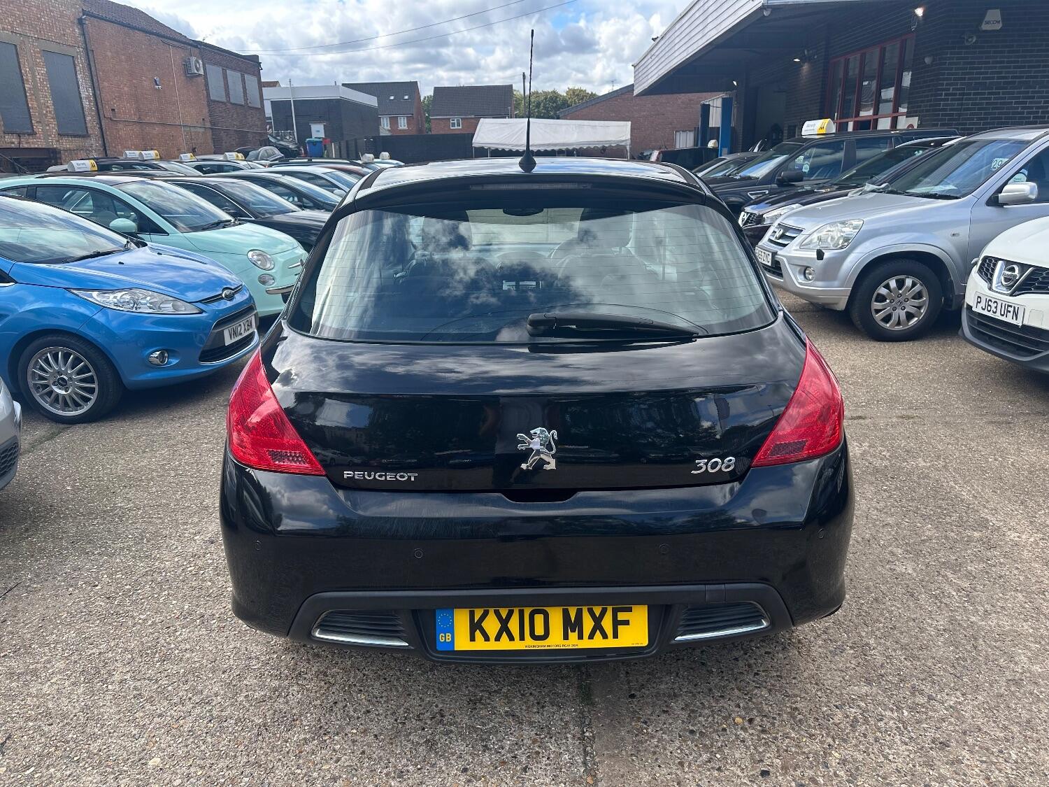 Used Peugeot 308 2010 for sale - 77521945: Photo 6