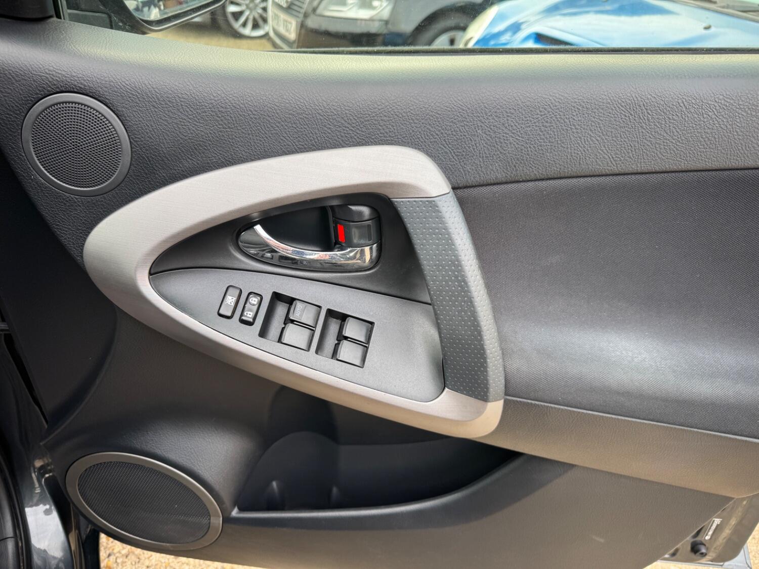 Used Toyota RAV4 2008 for sale - 76164495: Photo 10